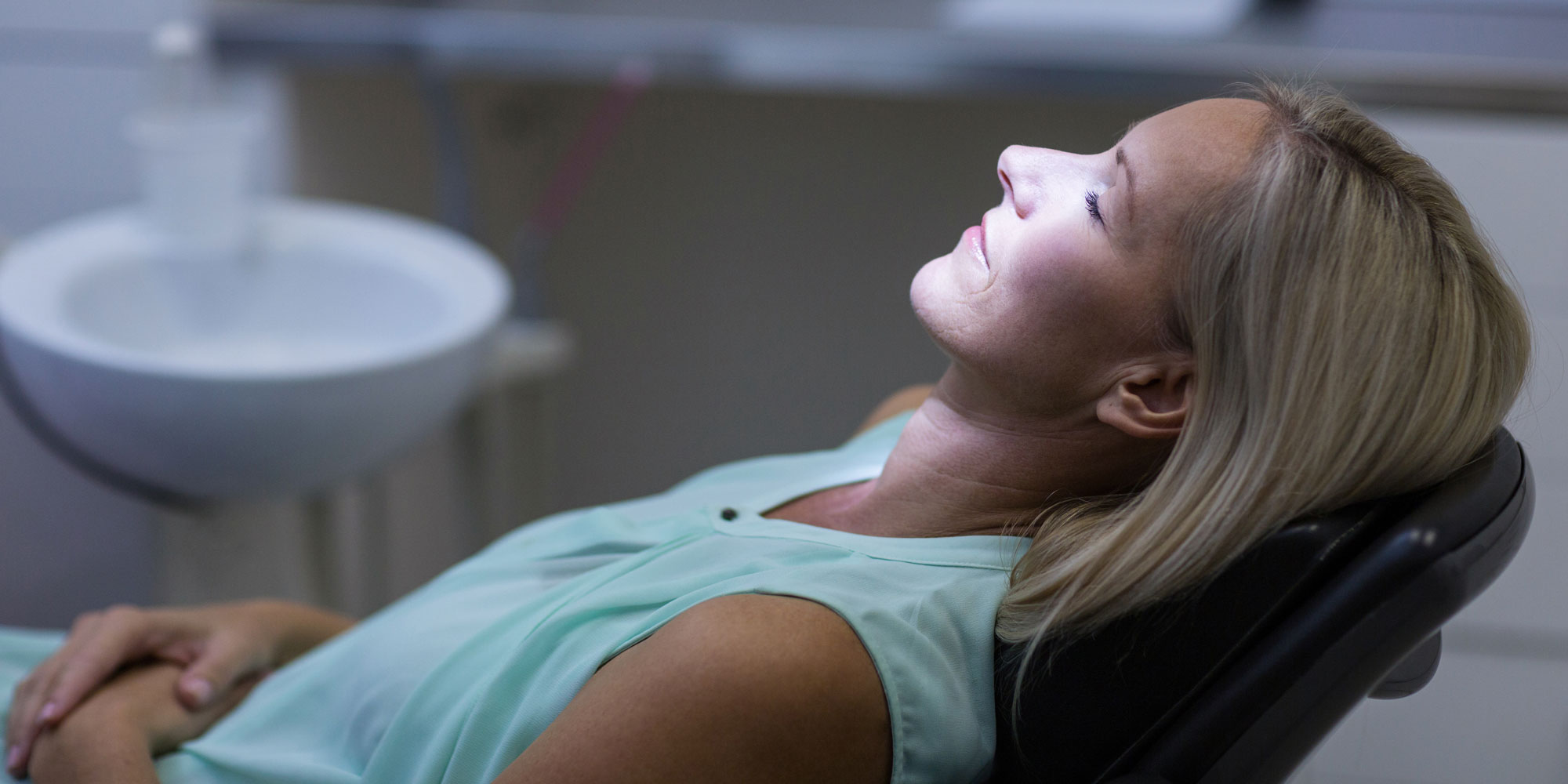 dental-patient-under-sedation dental patient under sedation
