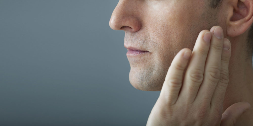 dental patient with jaw pain