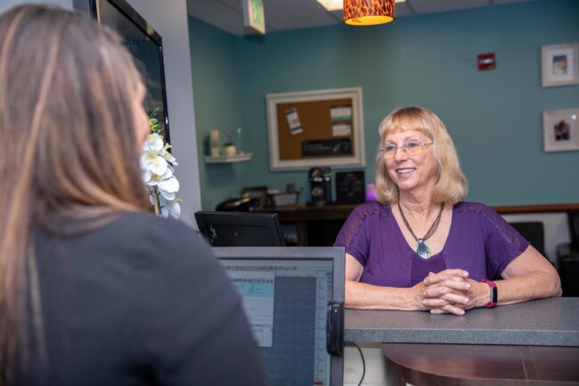 8L6A9359 Treatment Coordinator Speaking To Diabetes Patient